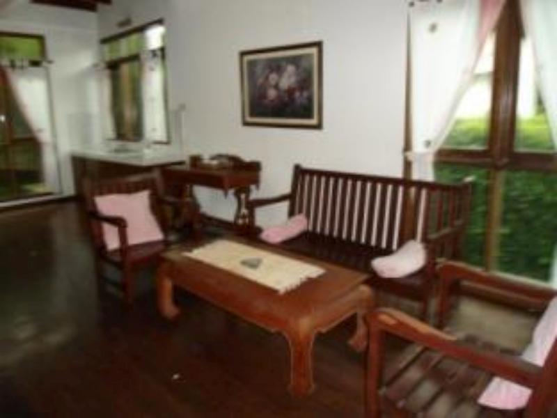Nasta Inn ตราวาส ภายนอก รูปภาพ